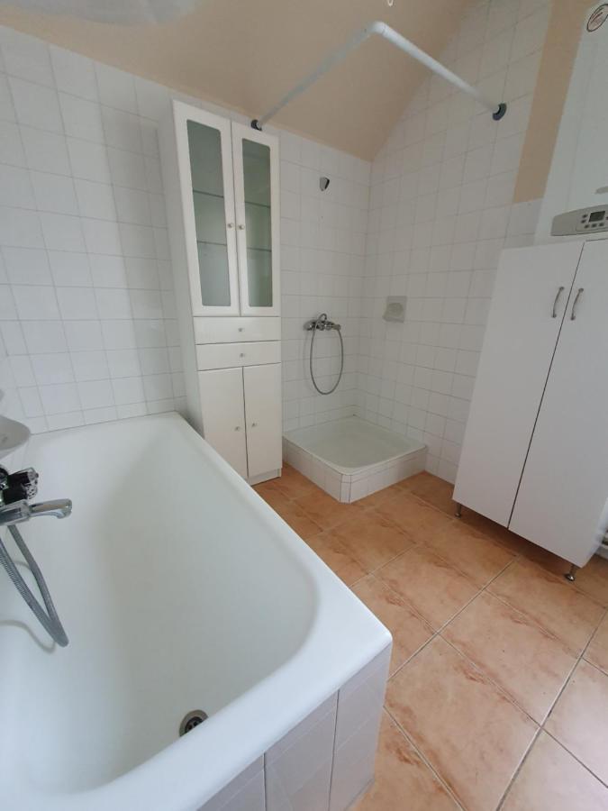 באלאטונפורד Apartman Ilike מראה חיצוני תמונה